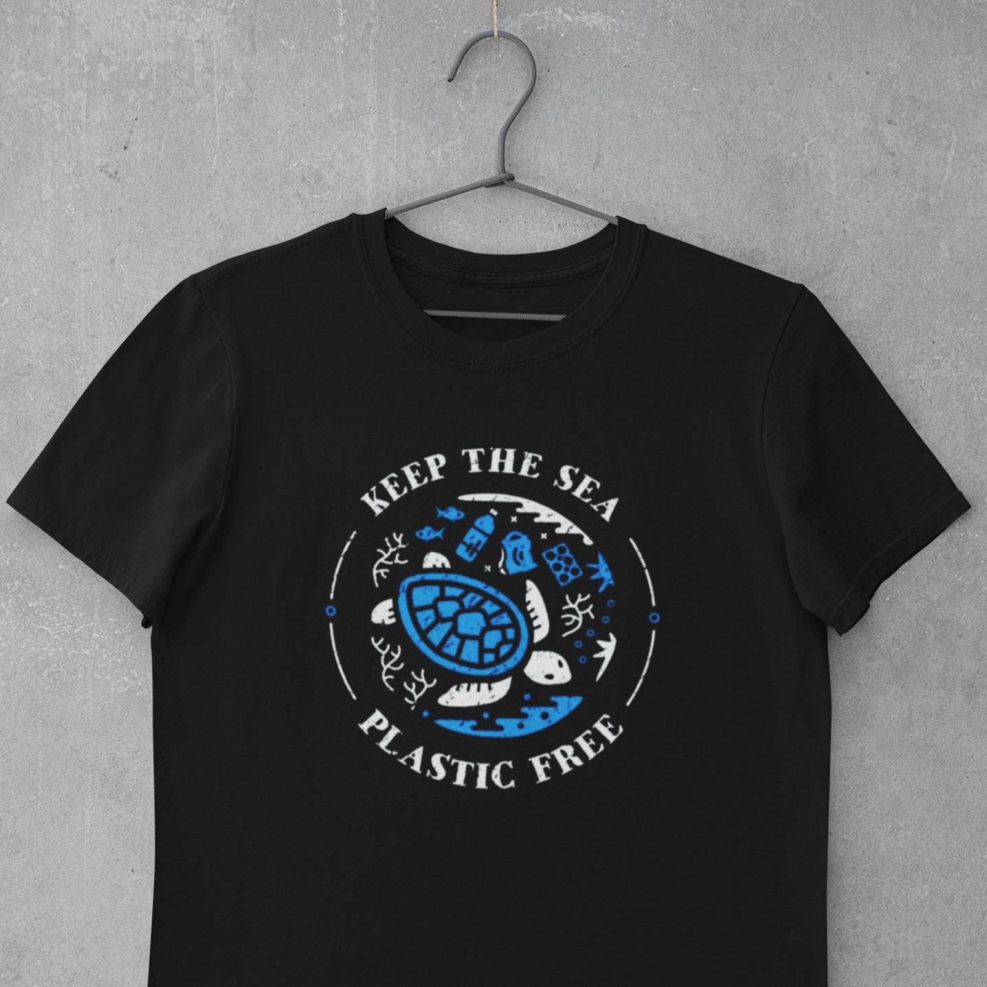 Scuba diving T-Shirt Unisex Turtle: Keep the Sea Plastic free